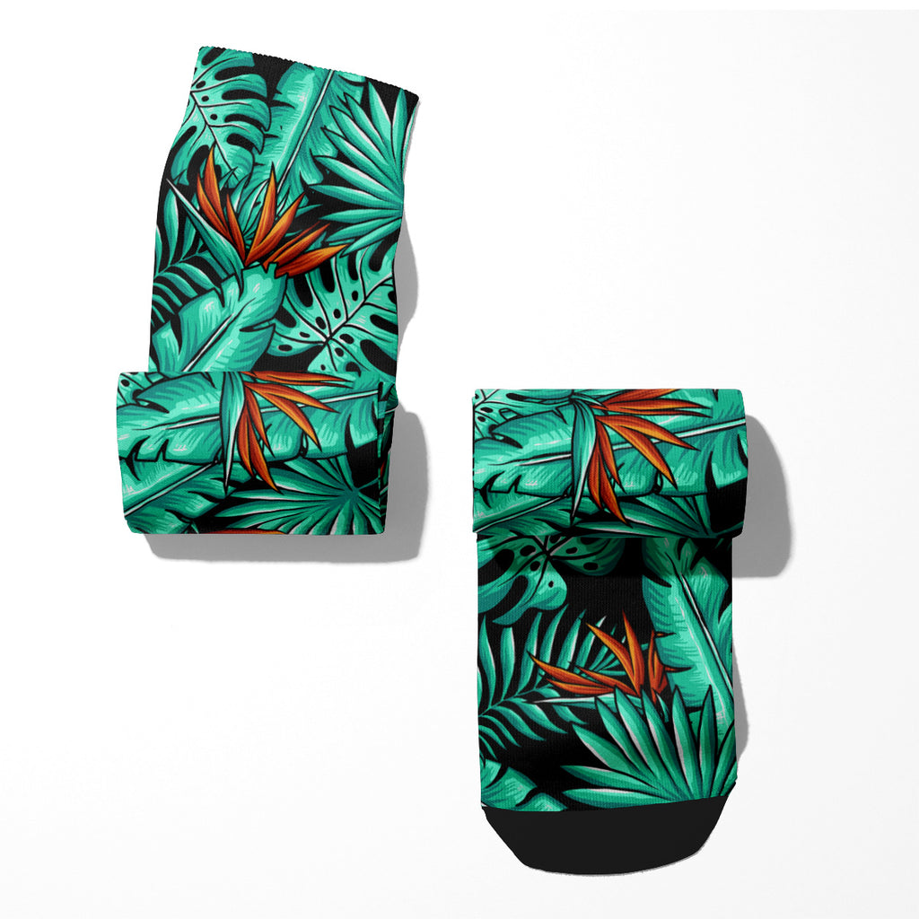 Leaf Pattern Crew Socks